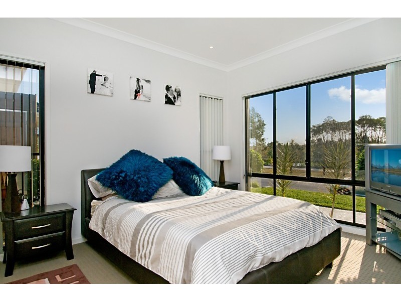 17 Planigale Crescent, North Lakes QLD 4509