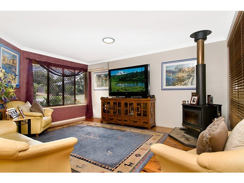 5 Theten Court, Kallangur QLD 4503