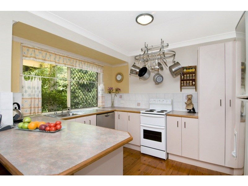 5 Theten Court, Kallangur QLD 4503