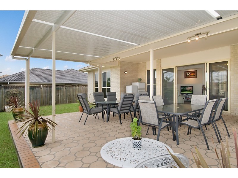 15 Castlereagh Street, Murrumba Downs QLD 4503