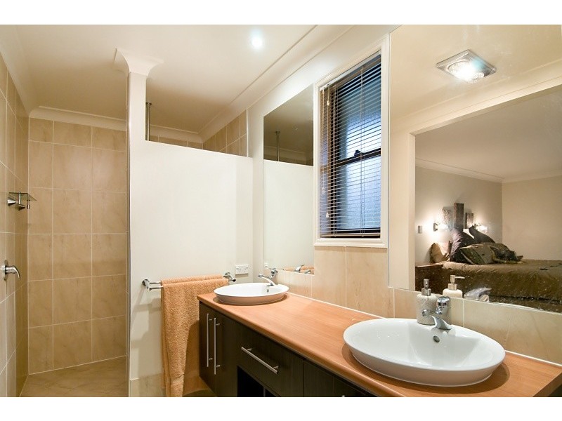 North Lakes QLD 4509