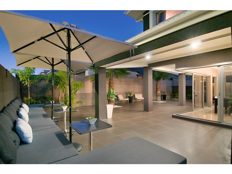 1 Parkway Crescent, Murrumba Downs QLD 4503