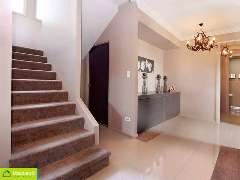 1 Parkway Crescent, Murrumba Downs QLD 4503