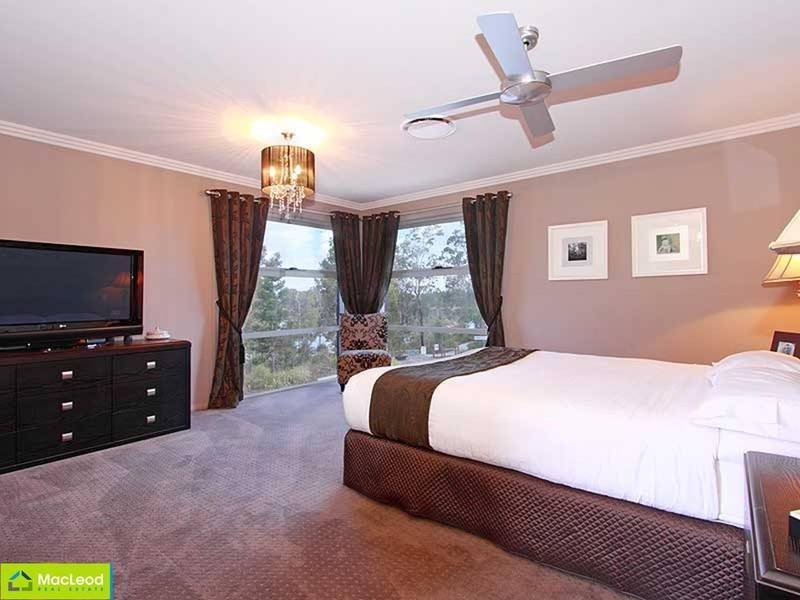1 Parkway Crescent, Murrumba Downs QLD 4503