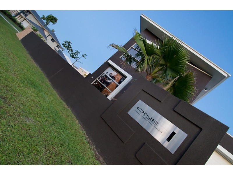 1 Parkway Crescent, Murrumba Downs QLD 4503