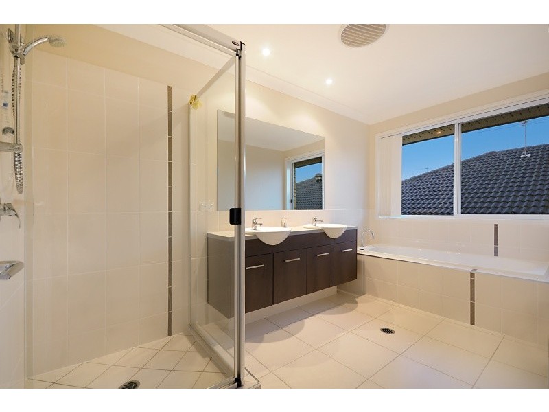 North Lakes QLD 4509