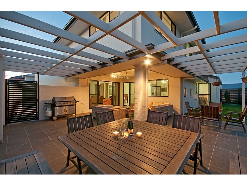 23 Astley Parade, North Lakes QLD 4509