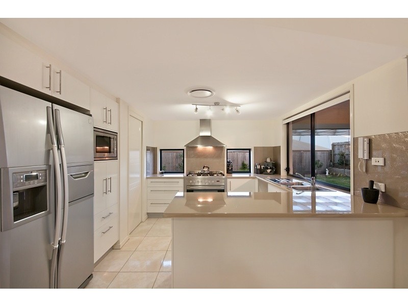 23 Astley Parade, North Lakes QLD 4509