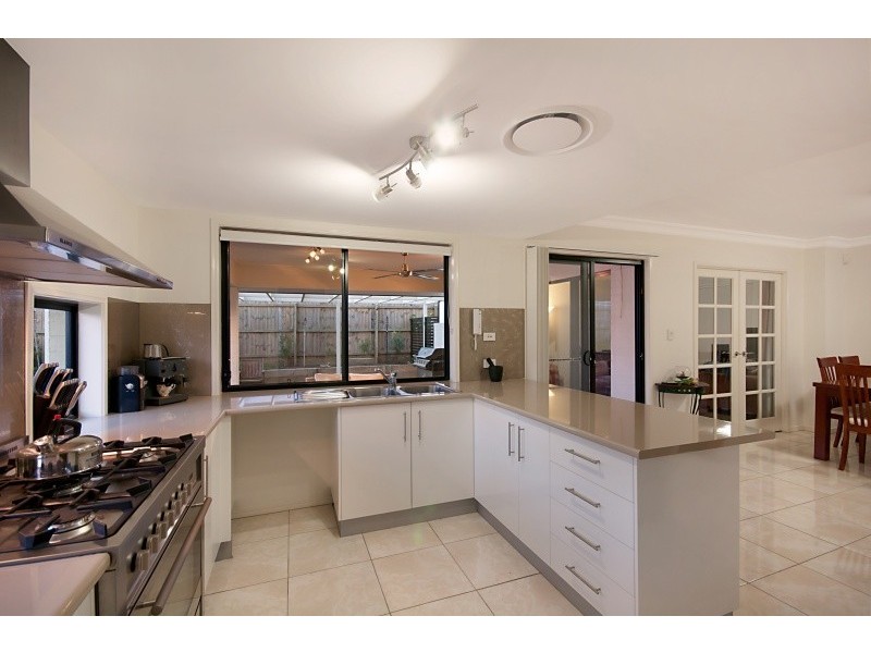 23 Astley Parade, North Lakes QLD 4509