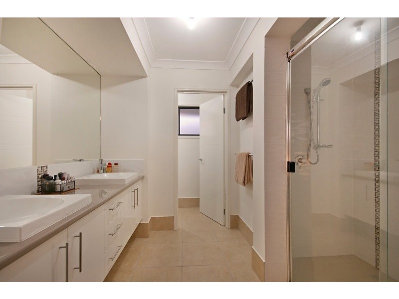 23 Astley Parade, North Lakes QLD 4509