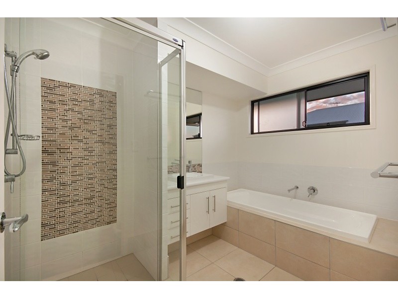 23 Astley Parade, North Lakes QLD 4509