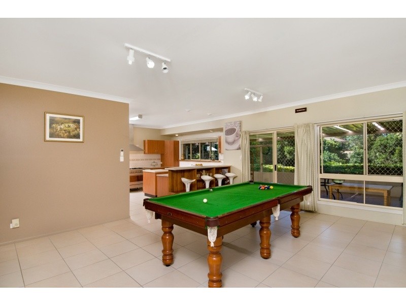 15 Castle Hill Drive, Murrumba Downs QLD 4503