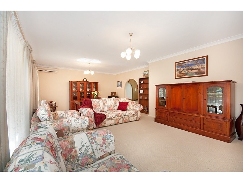 15 Castle Hill Drive, Murrumba Downs QLD 4503