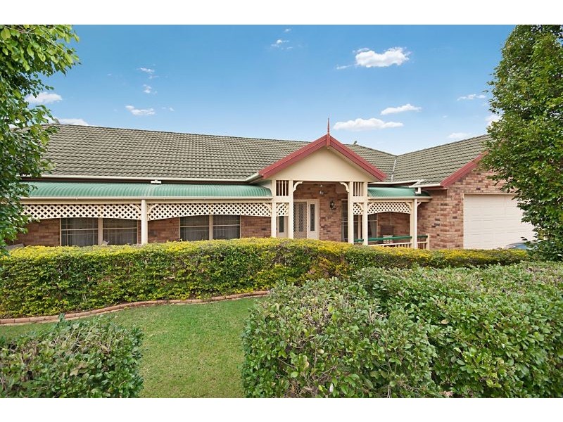 15 Castle Hill Drive, Murrumba Downs QLD 4503