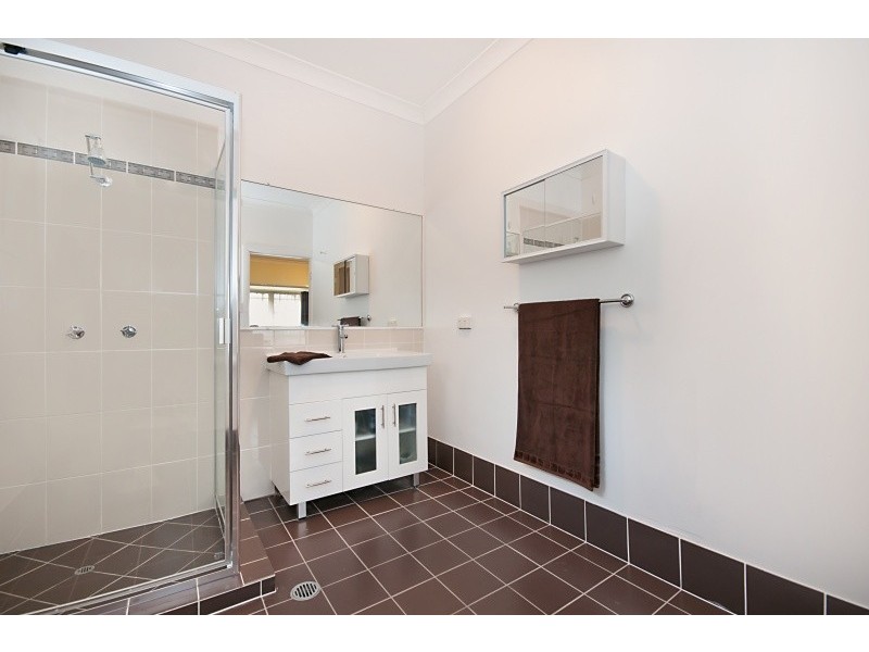15 Castle Hill Drive, Murrumba Downs QLD 4503