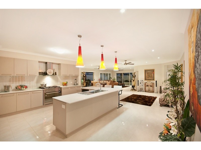 14 Baybreeze Crescent, Murrumba Downs QLD 4503