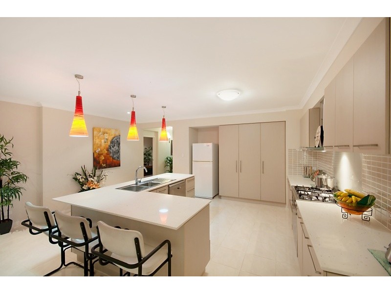 14 Baybreeze Crescent, Murrumba Downs QLD 4503