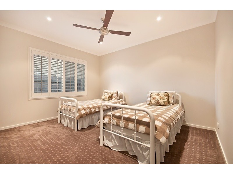 14 Baybreeze Crescent, Murrumba Downs QLD 4503