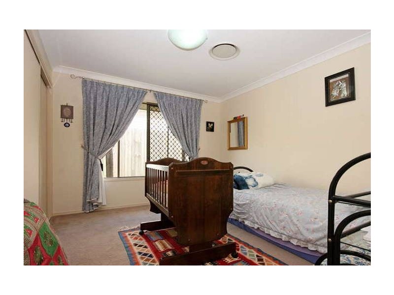 17 Hillcrest Court, Murrumba Downs QLD 4503