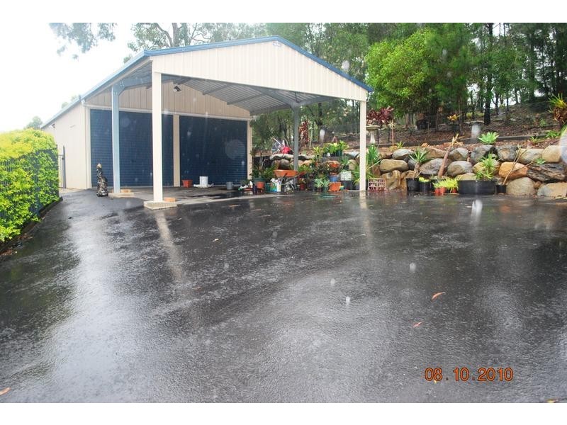 3 Foambark Ct, Eatons Hill QLD 4037