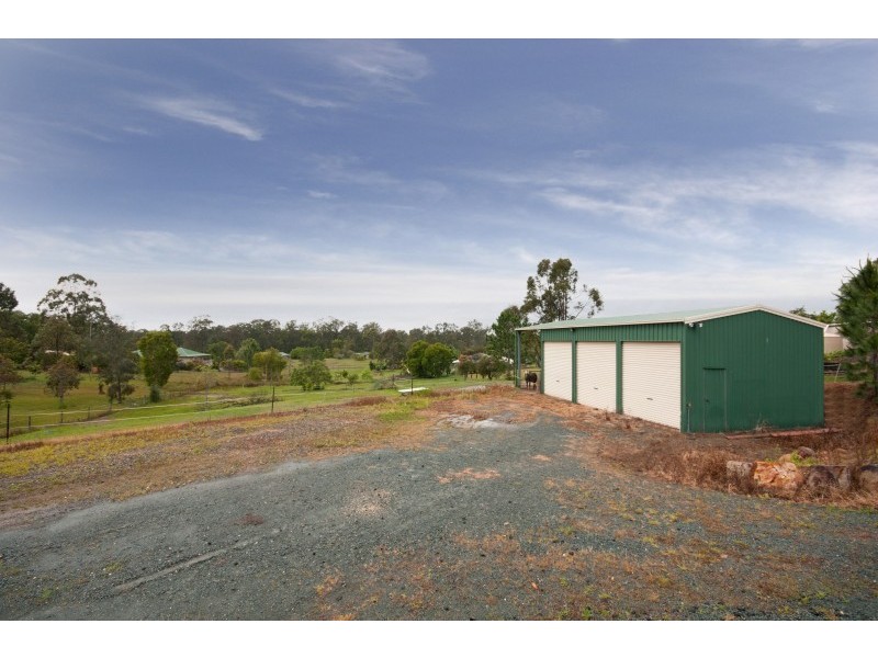 660 Oakey Flat Road, Burpengary QLD 4505