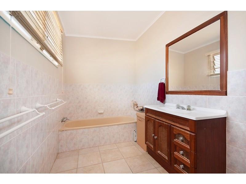 60 Ladybird Street, Kallangur QLD 4503
