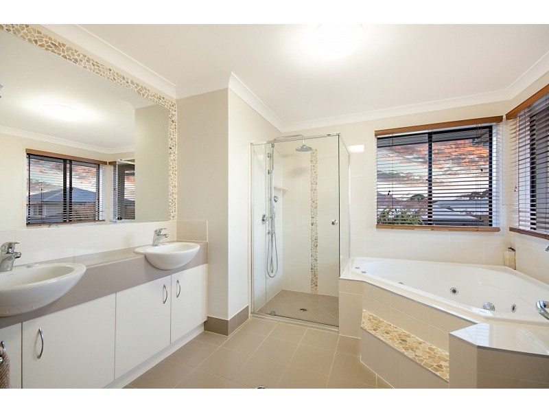 11 Denis Street, Murrumba Downs QLD 4503