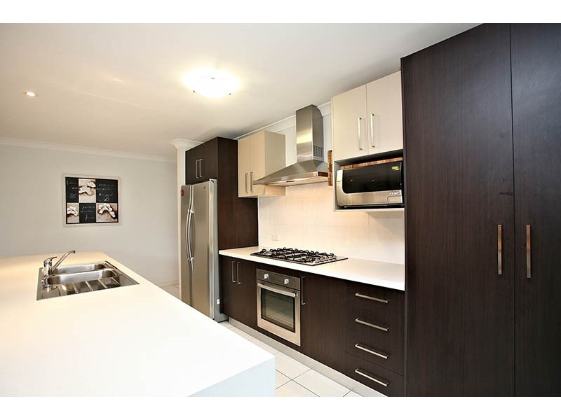 33 Baybreeze Crescent, Murrumba Downs QLD 4503