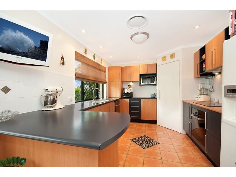 8 Farrington Drive, Murrumba Downs QLD 4503