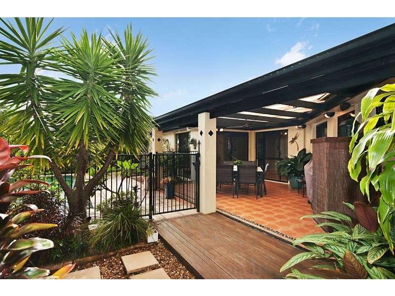 8 Farrington Drive, Murrumba Downs QLD 4503