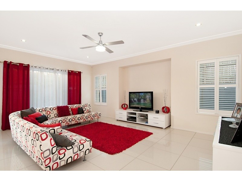 5 Lakeview Terrace, Murrumba Downs QLD 4503