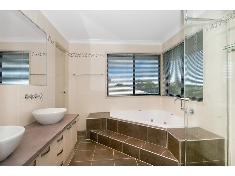26 Lakeview Terrace, Murrumba Downs QLD 4503