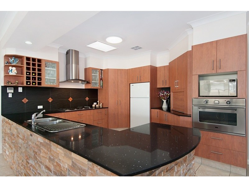 7 Lagoon Court, Murrumba Downs QLD 4503