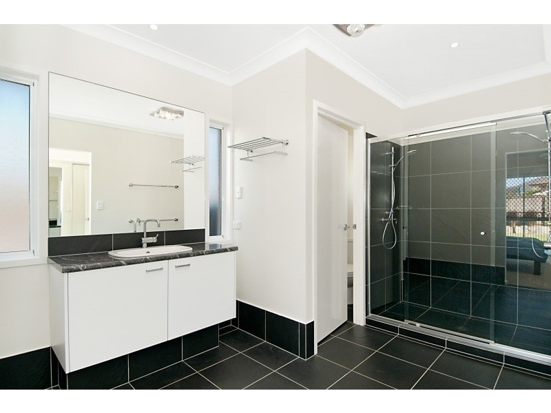 17 Lakeview Terrace, Murrumba Downs QLD 4503