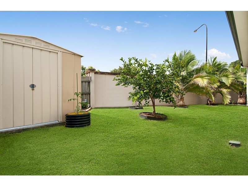 2 Thomson Close, North Lakes QLD 4509