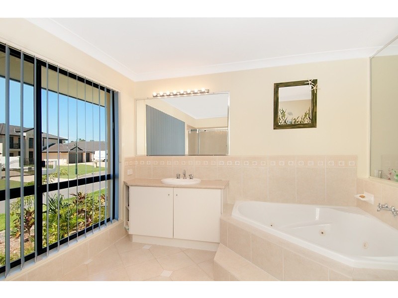16 Hampstead Outlook, Murrumba Downs QLD 4503