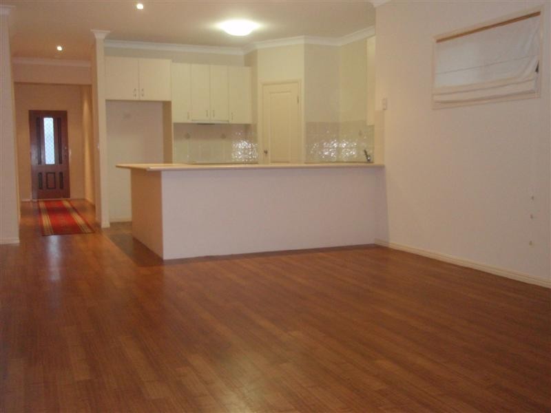 4 Allenby Close, North Lakes QLD 4509