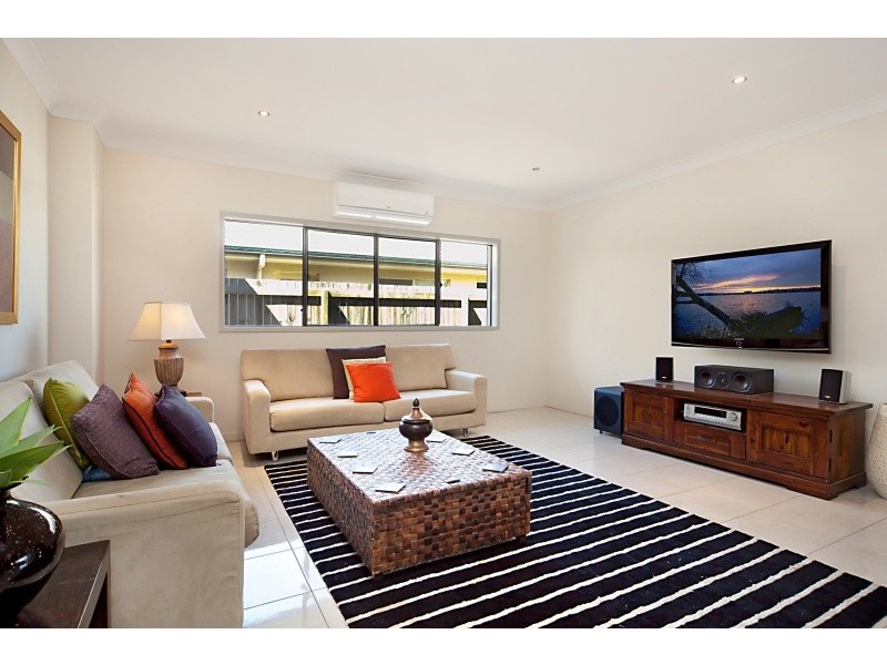 28 Waterway Crescent, Murrumba Downs QLD 4503