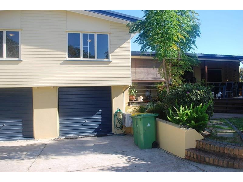 9 Macarthur Drive, Kallangur QLD 4503