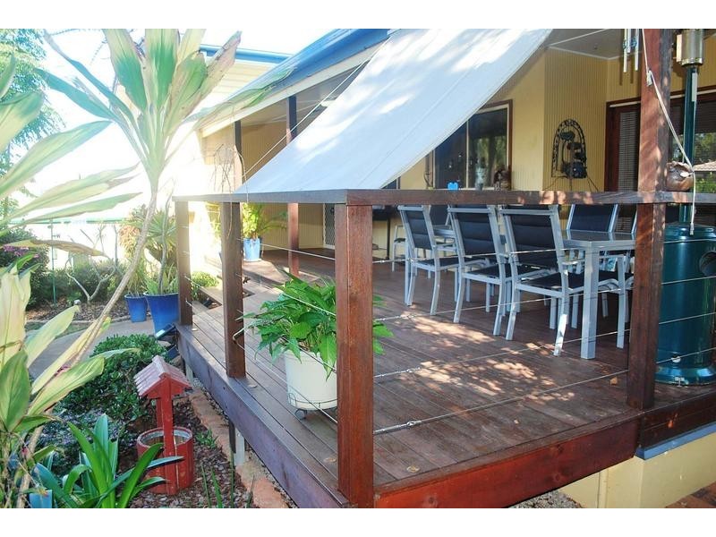 9 Macarthur Drive, Kallangur QLD 4503