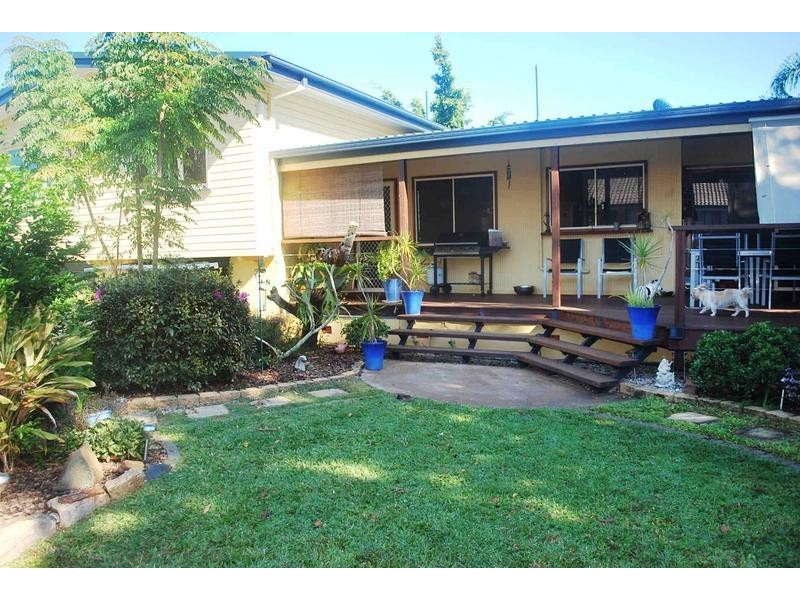 9 Macarthur Drive, Kallangur QLD 4503