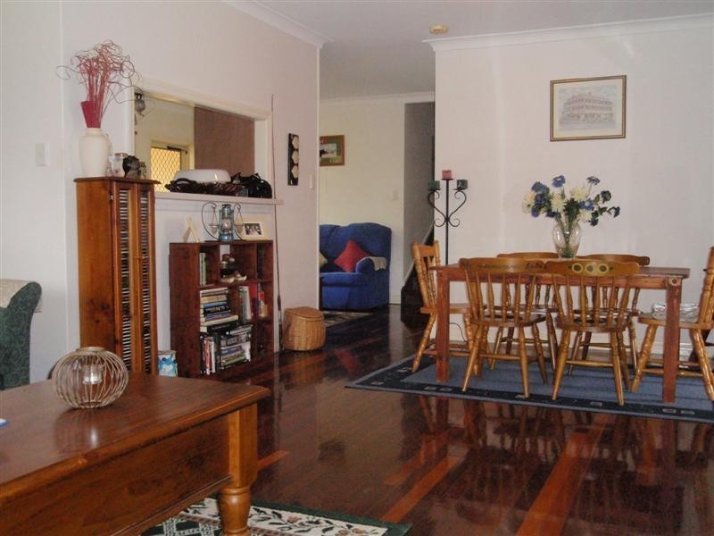 9 Macarthur Drive, Kallangur QLD 4503