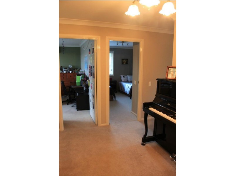 2 Kruger Court, Petrie QLD 4502