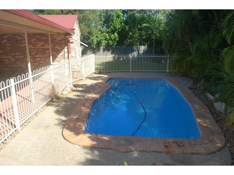 9 Bremer Court, Murrumba Downs QLD 4503