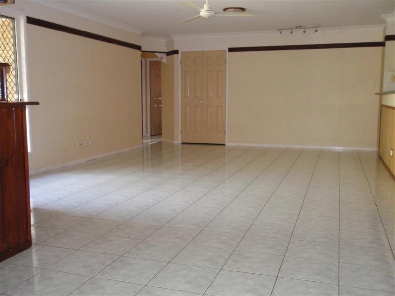 49 Macquarie Circuit, Forest Lake QLD 4078