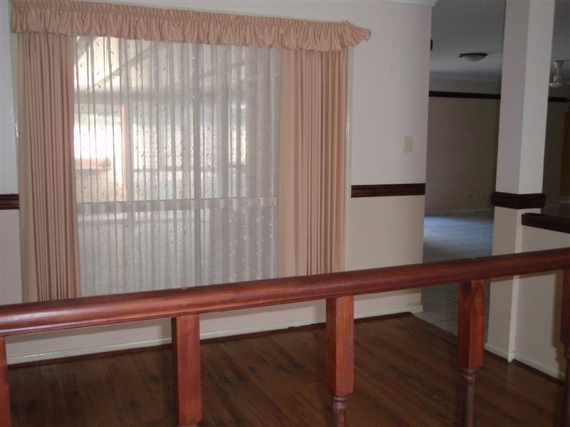 49 Macquarie Circuit, Forest Lake QLD 4078