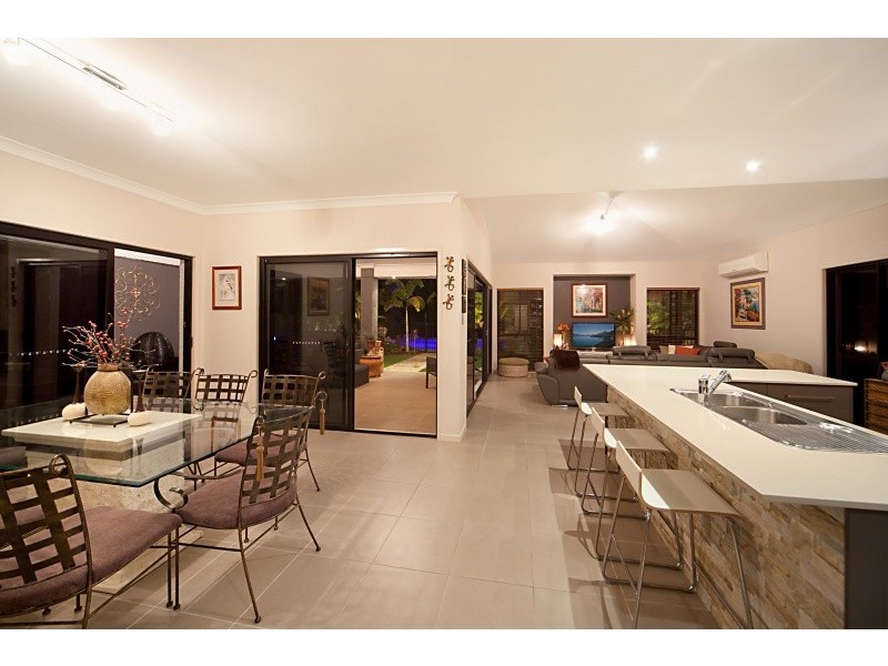 27 Blackall Road, Murrumba Downs QLD 4503