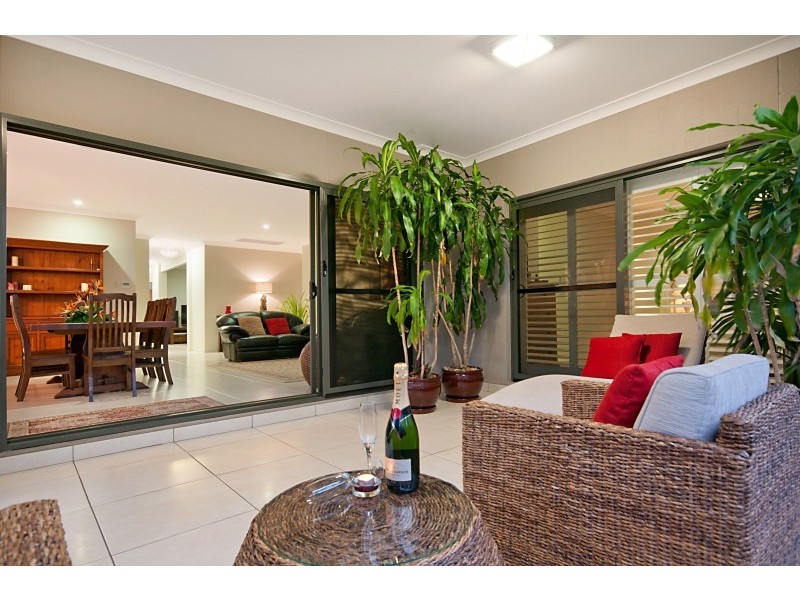 8 Twin Lakes Drive, Murrumba Downs QLD 4503