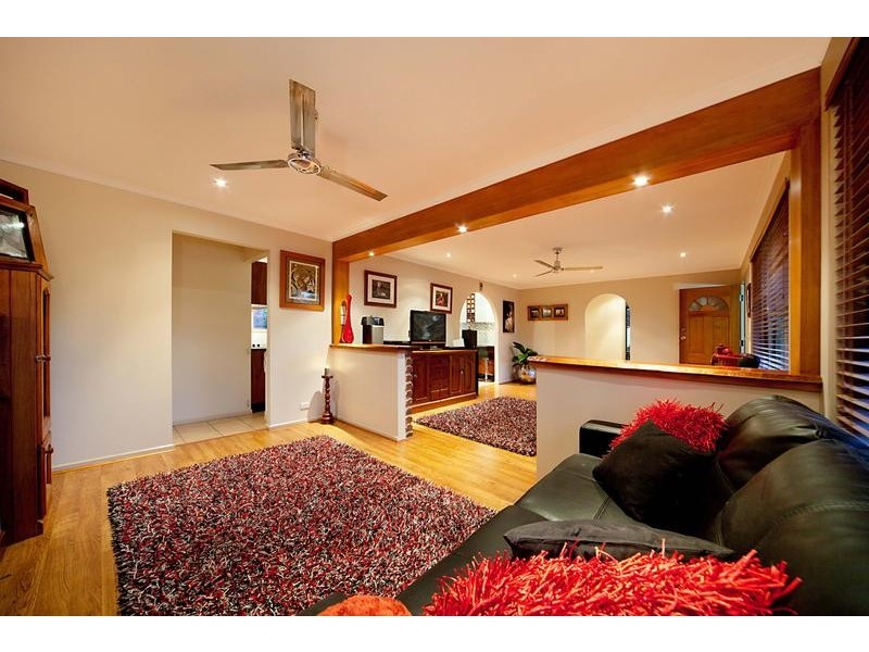 8 Doonside Parade, Brendale QLD 4500