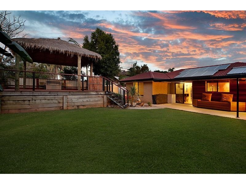 8 Doonside Parade, Brendale QLD 4500